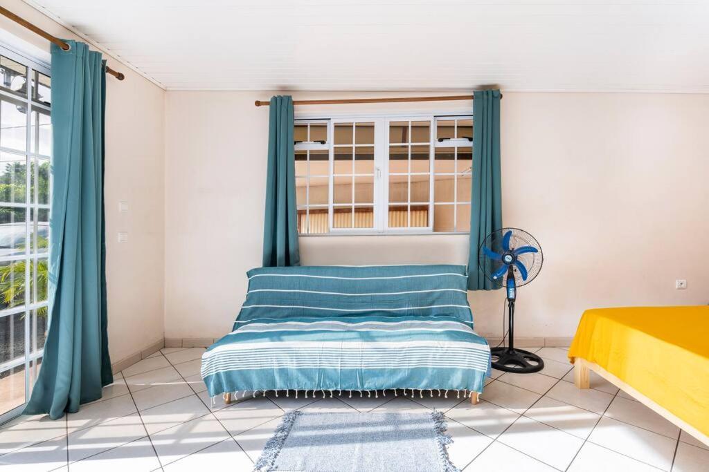 Chaine Lodge Maison Entiere Free Parking & Wifi 3Min De L'Aeroport Faaa Exterior foto